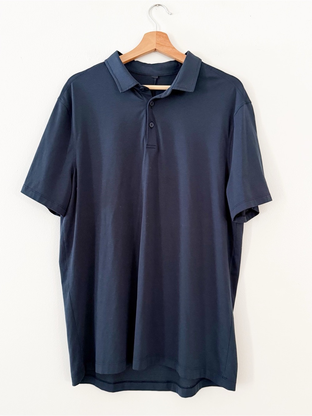 LULULEMON Evolution Polo Shirt Nautical Navy Blue large ?